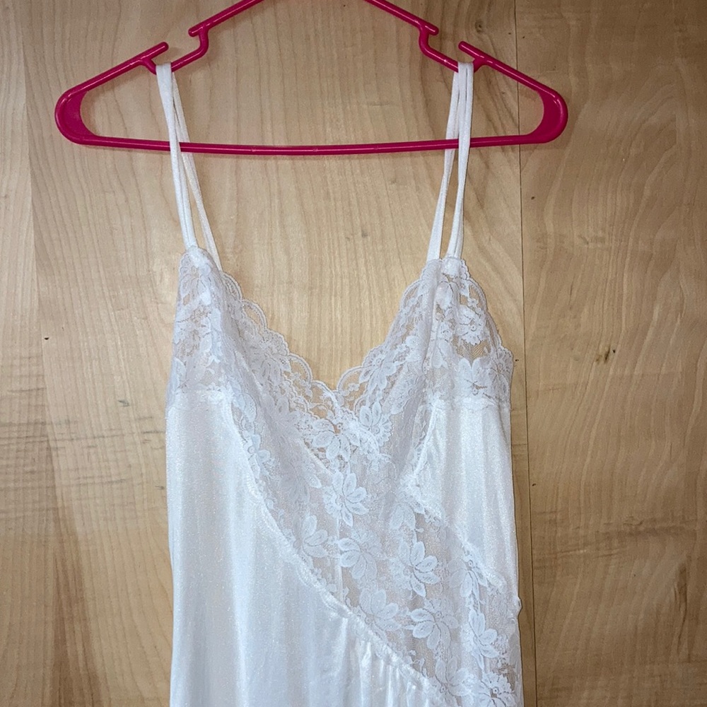 Gorgeous Vintage Robe Set 🇺🇸 - Picture 4 of 11